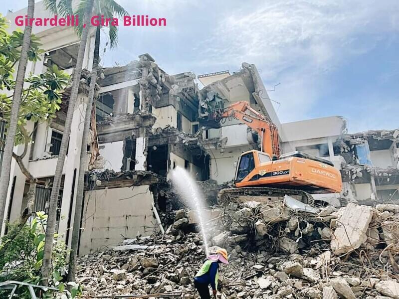 รับเหมาก่อสร้างสวนหลวง บริการรับเหมาก่อสร้าง รับถมที่ รับรื้อถอน ทุบตึก รับซื้อบ้านไม้เก่า รับทำวงกบประตูหน้าต่าง ให้เช่าเครื่องจักรก่อสร้าง 1 Girardelli Girabillion 17